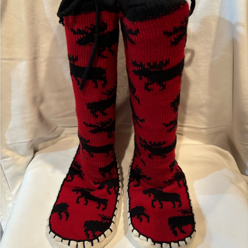 NWOT Lazy One Knitted Slipper Sock